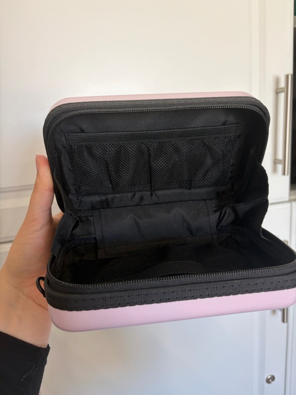 Compact Pink Hard-Shell Carry Case - Picture 6 of 11